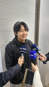 21대 대통령 선거, 재외국민투표로 개시..피지대사관서 첫 투표