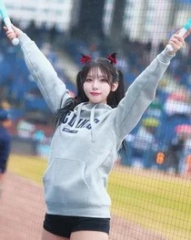 염세빈, 팬들이 뽑은 치어리더 1위…활약상 보니 놀랍다