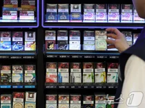 소비쿠폰 지급 개시..담배가 보루째 팔린다