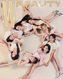 하츠투하츠, 샤넬 향수와 함께한 더블유 코리아 디지컬 커버 공개