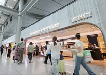 출국 직전 면세점 인기템은? 메디큐브·카발란 등