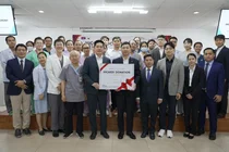 동아ST, 캄보디아 헤브론의료원에 하이카디 기부