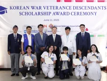 우리금융, 한국전 참전 필리핀 용사 후손에 장학금 전달