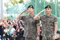 BTS RM·뷔, 전역하던 날..주가도 휘파람