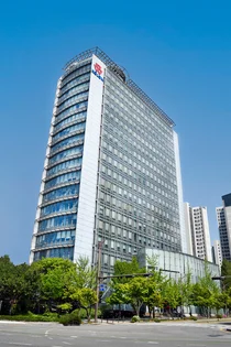 코오롱글로벌, 계열사 2곳 합병...