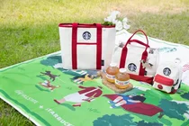 현대건설, 스타벅스와 이색 협업…힐스테이트 한정판 콜라보 굿즈 선보여