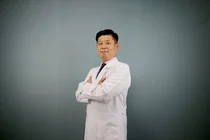 임플란트에도 치태, 치석 쌓인다?...소리 없이 진행되는 주위염