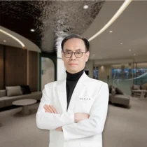 폭염에 주의해야 할 '햇빛 피부질환'....방심하면 만성질환으로 발전