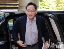 삼성전자, 이재용 회장 취임 3주년...10만전자 축포