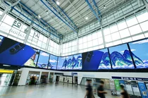 삼성전자, 갤럭시 폴더블 디지털 옥외광고 선봬