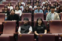 LG유플러스, 시·청각장애인과 함께 영화관 체험(화제)