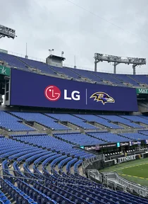 美 NFL 볼티모어 레이븐스 홈구장에 LG 초대형 디지털 사이니지