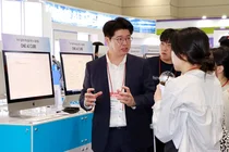 더존비즈온, 'KHF 2025'서 의료 AI 에이전트 기반 지능화 혁신 선봬