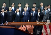 '코스피 사상최고치 랠리' 李대통령, 증권사 리서치센터장 만난다