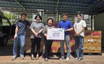 엘지유니참, 취약계층에 생리대 등 약 30만개 전달