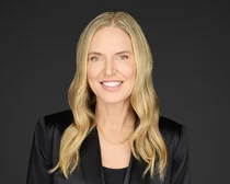 휴젤, 엘러간 출신 캐리 스트롬 글로벌 CEO 선임..320억 스톡옵션 부여