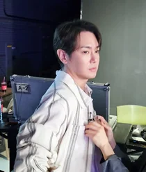 환희, 무대 장악력의 진수로 트롯 투표 1위