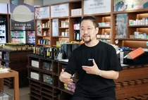 [인터뷰]신개념 체험형 큐레이션 ‘OWM약국’ 주역 이영호 조스리 스튜디오 대표