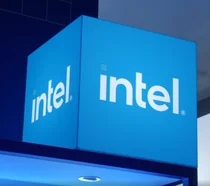 망한다던 인텔도 AI 투자 돈벼락...3분기 깜짝 실적에 시간외거래 8% 폭등