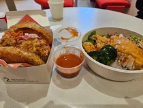 [냠냠뷰] “버거집인 줄 알았는데?” 교촌의 뉴브랜드 ‘소싯’이 숨긴 반전