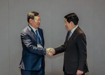 신동빈 롯데 회장, 각국 정상∙글로벌 CEO와 협력 방안 모색