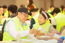 하나금융그룹, 미혼모 가정 영유아 장난감 만들기 봉사활동 실시