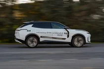 지커 '링크앤코 PHEV SUV 08', 전기 모드로 293km 주행
‘기네스 세계 기록’ 달성