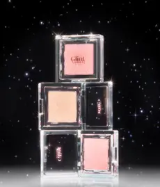 LG생활건강은 피치빔 하이라이터 ‘페어리 피치(Fairy Peach)’ 3종을 출시한다. (제공 LG생활건강)