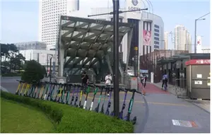 전동 킥보드 주차 가이드 라인 마련..서울시 퍼스널 모빌리티 개선책 제시