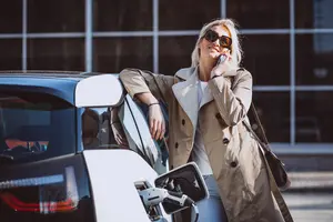 Government expands obligation to install electric vehicle chargers