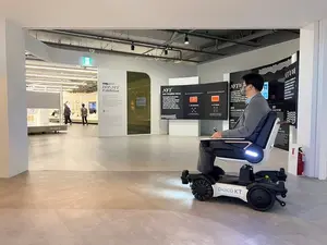 KT, 스마트로봇 휠체어로 사회적 약자 돕는다