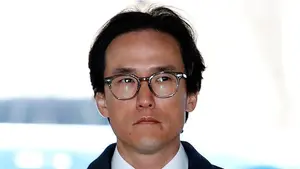 LGU+ GS리테일 등 4개사 ESG등급 '강등'- 한국ESG기준원