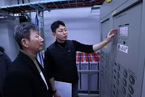 LG U+ 황현식 사장, 새해 첫 ‘현장 경영’…
