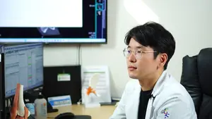 명절 때마다 더욱 심해지는 손목통증…손목터널증후군·손목건초염 원인은?