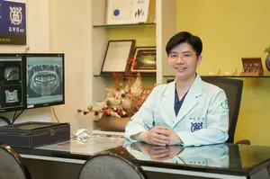 난이도 높은 치과 전악 임플란트, 정확도 높이고 통증은 줄이려면
