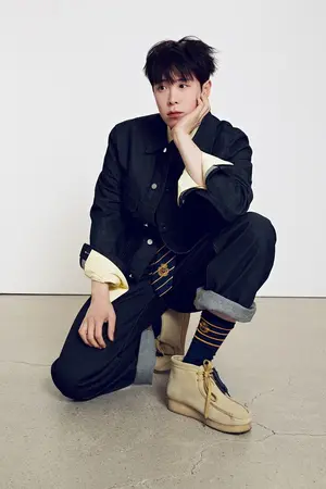 플랙, 새로운 남성 뮤즈 '표지훈' 24 SS 컬렉션 공개
