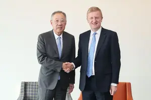 류진 한경협 회장, 英 올리버 다우든 부총리와 협력방안 논의