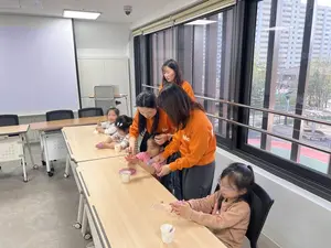 bhc그룹 ‘BSR 봉사단’, 과학의 날 맞아 복지관 일일교사 나서