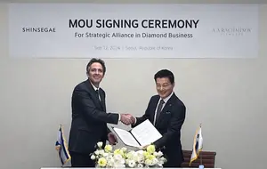 신세계百, 다이아몬드 사업 확대...글로벌 도매업체와 파트너십 체결