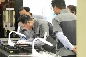 이재용 회장, 삼성전기 필리핀 사업장 방문