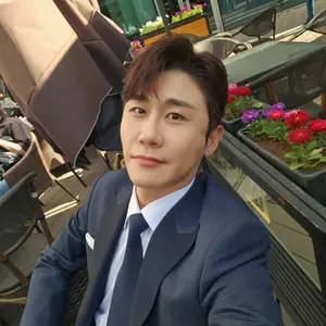 트로트 황제의 왕좌는 누구? 영탁-임영웅 치열한 접전 중!