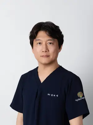 척추측만증, 조기 발견과 관리 중요성 높아