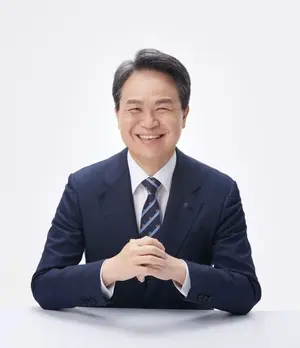 진옥동 신한금융 회장 “일·가정 양립에 다양한 지원”