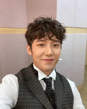 고은성·김준수·김성철 TOP3…뮤지컬 남자 배우 투표 중간집계