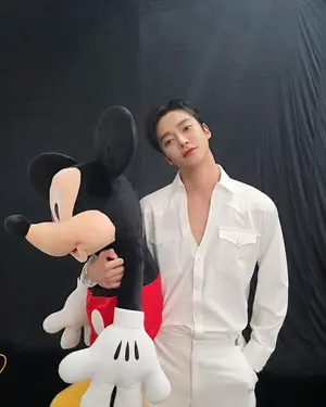 로운, 디즈니+ 사극 ‘탁류’ 하반기 공개 예정