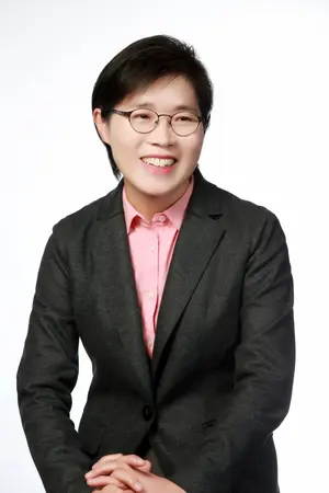 LG생활건강, 이정애 사장 상여 수령에 연봉 17억