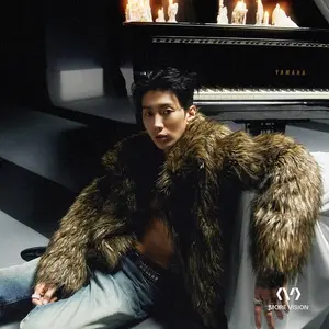 박재범, 2천 여 표로 선두···비오·유주 추격 중