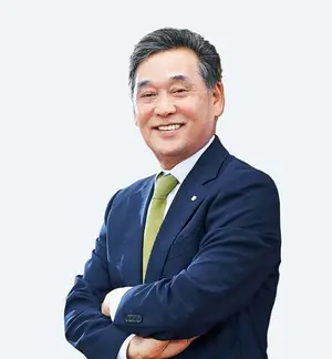 김기홍 JB금융 회장, 2번째 연임 성공..강소금융그룹 도약