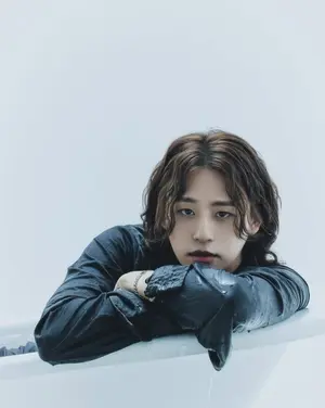 이솔로몬, 토크콘서트로 팬들과 따뜻한 시간…주간 인기투표 1위까지
