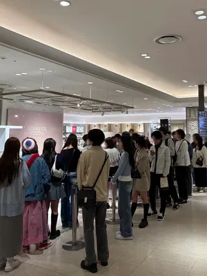 신세계百, 日 시부야 중심에 K-패션 팝업 오픈...런웨이 무대도 선보여